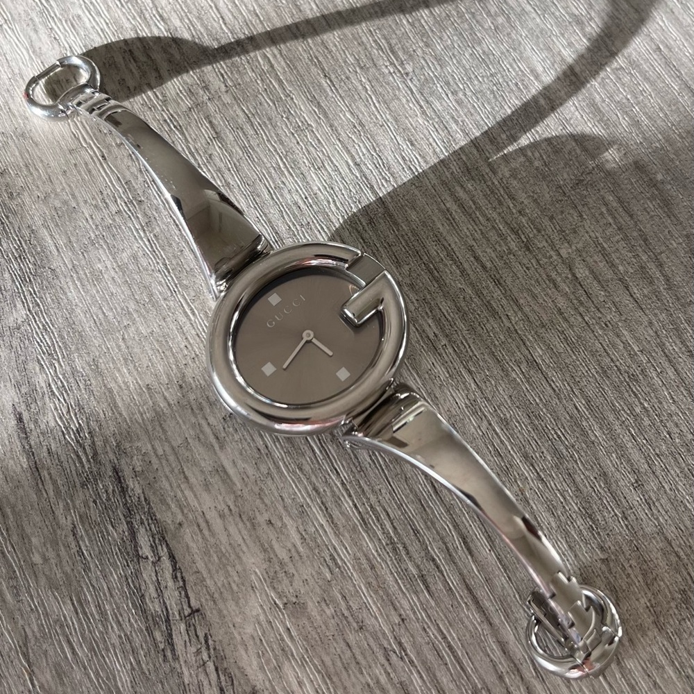 Gucci Guccissima Stainless Steel Bangle Women's Watch Model:YA134302